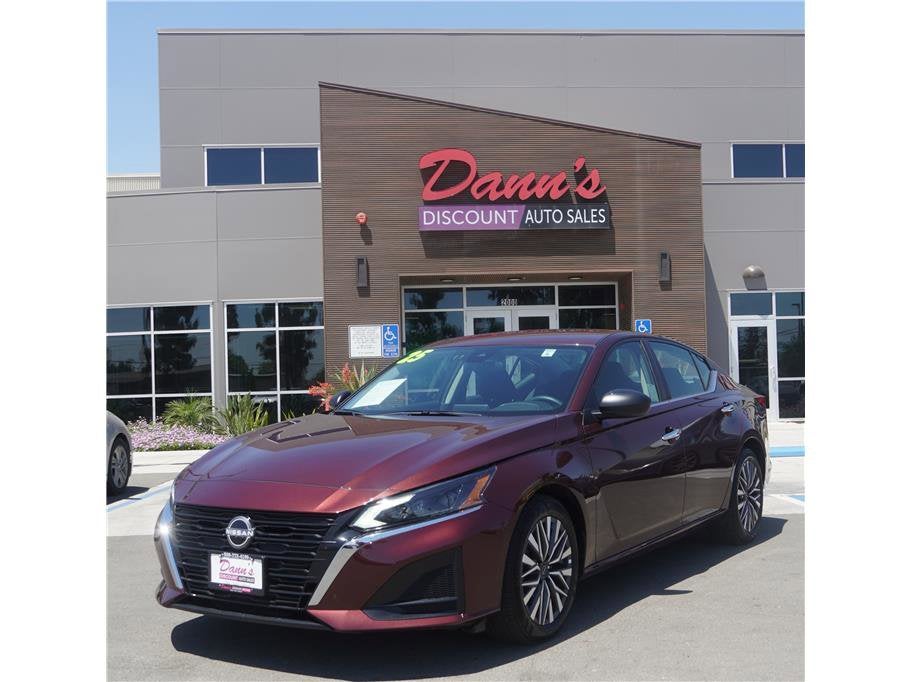 2025 Nissan Altima 2.5 SV's photo