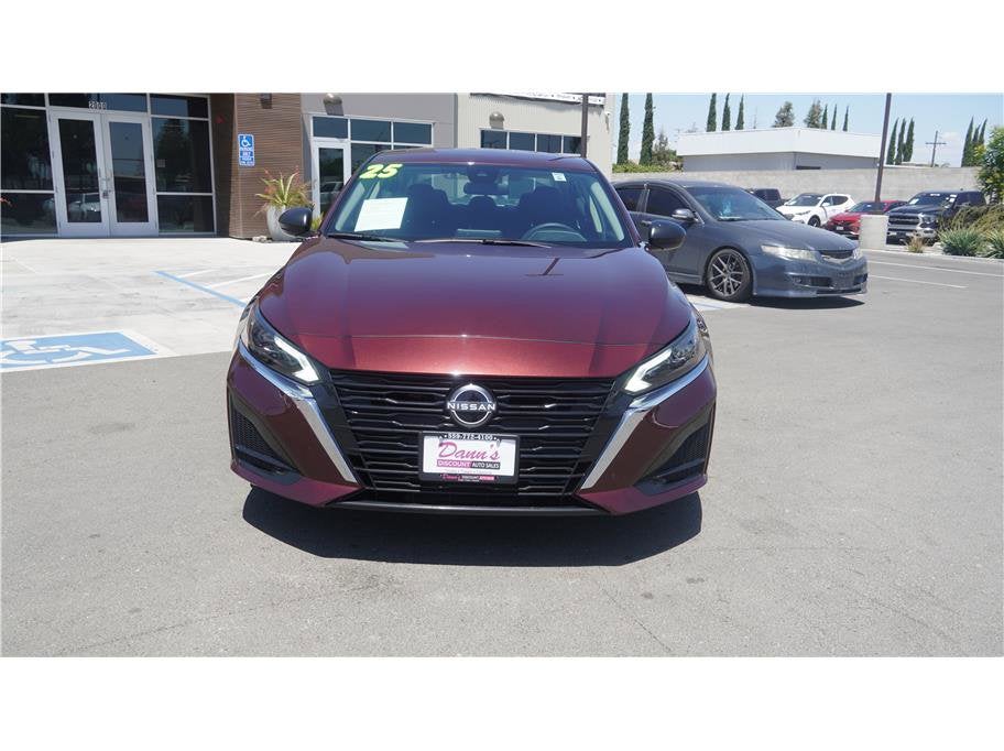 2025 Nissan Altima SV