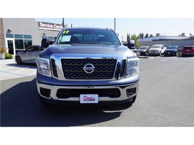 2017 Nissan Titan SV