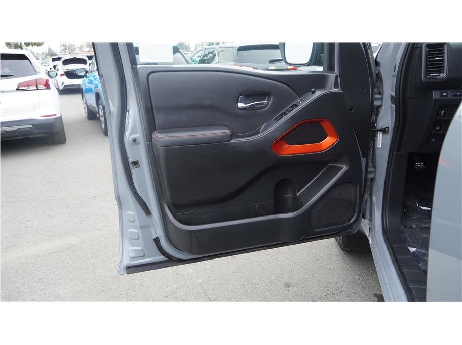 2023 Nissan Frontier PRO-X