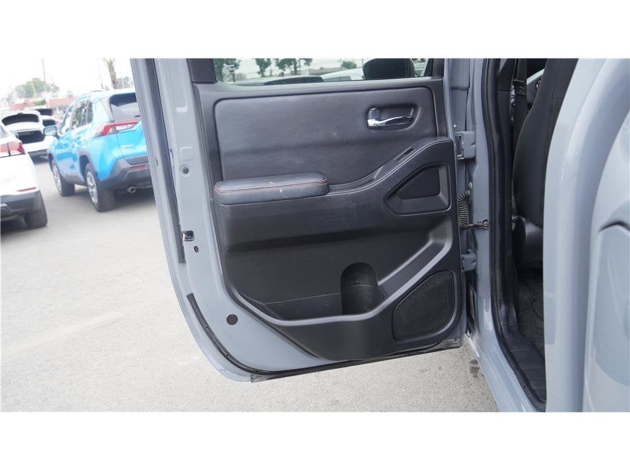 2023 Nissan Frontier PRO-X