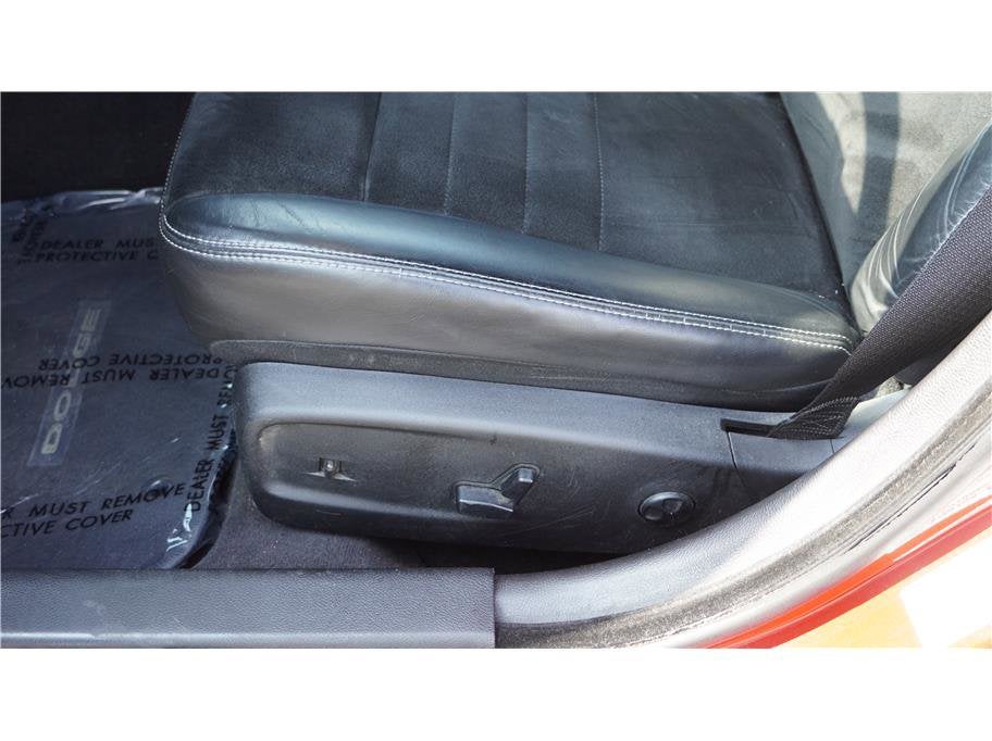 2011 Dodge Charger Road/Track