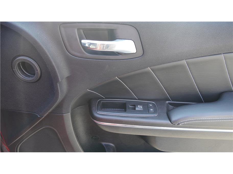 2011 Dodge Charger Road/Track