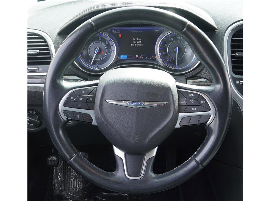 2015 Chrysler 300 Limited