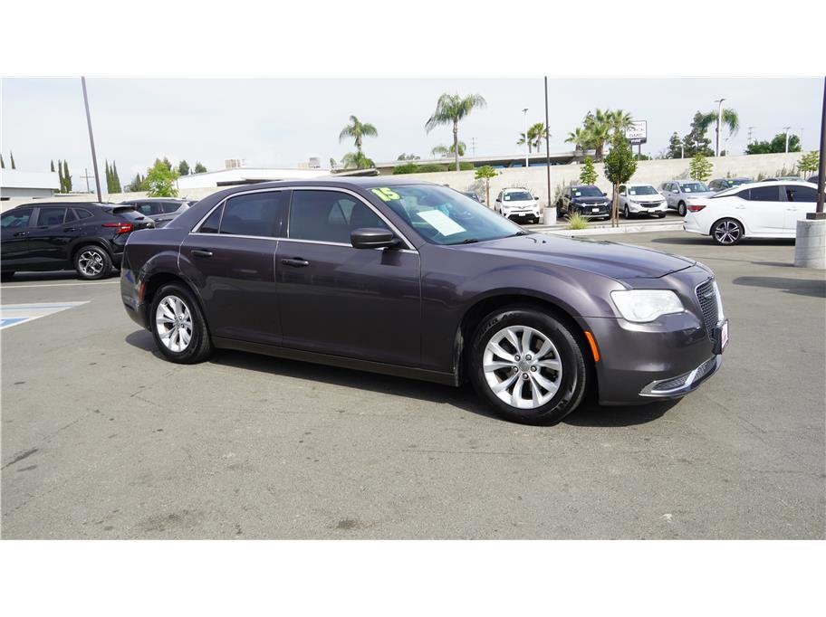 2015 Chrysler 300 Limited