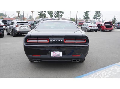 2016 Dodge Challenger SXT