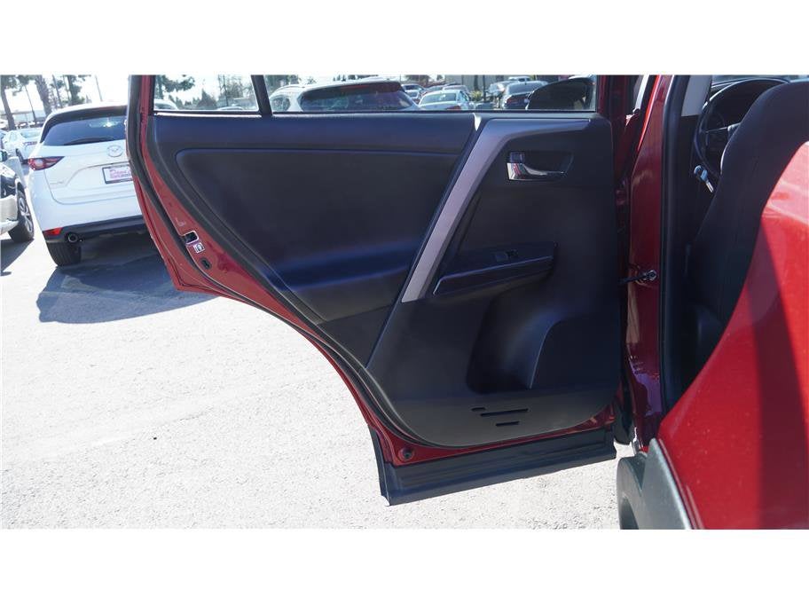 2018 Toyota RAV4 Adventure Sport Utility 4D