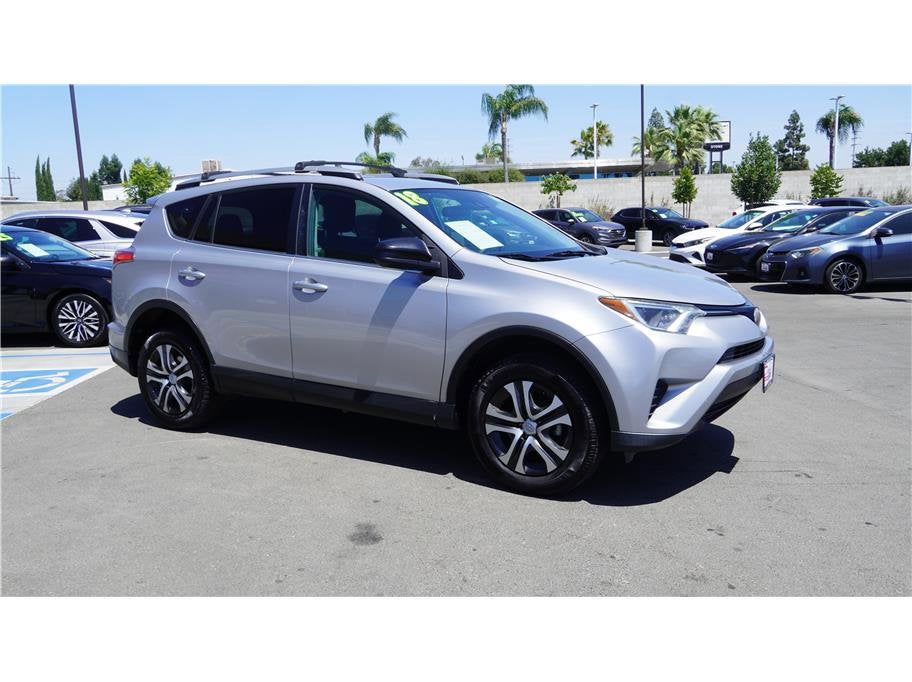 2018 Toyota RAV4 LE