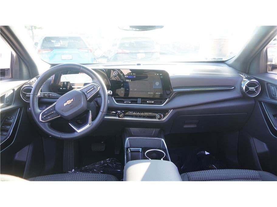 2025 Chevrolet Equinox FWD LT