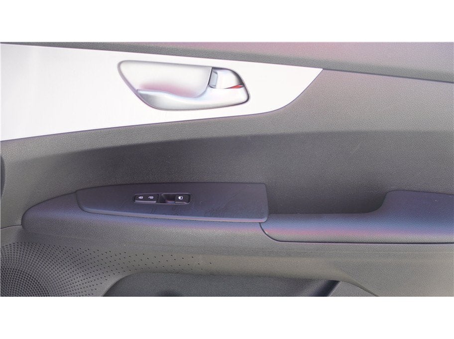 2024 Kia Forte LX