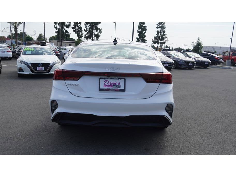 2023 Kia Forte LXS