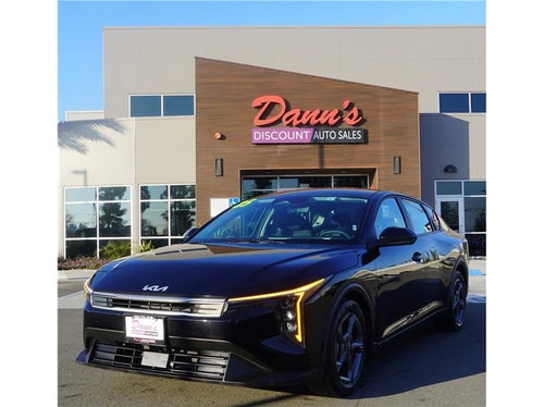 2025 Kia K4 LXS
