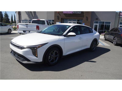2025 Kia K4 LXS