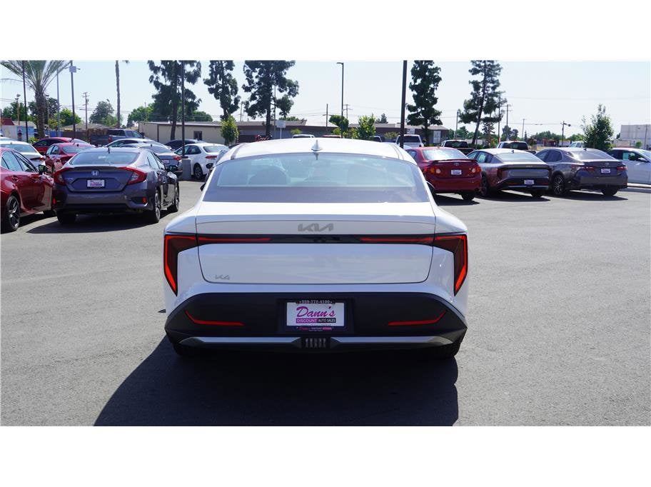 2025 Kia K4 LXS