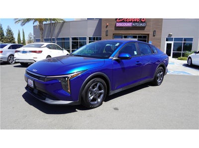 2025 Kia K4 LXS