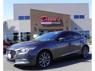 2018 Mazda Mazda3 5-Door Touring