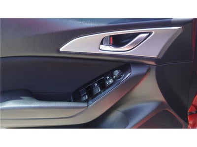 2018 Mazda Mazda3 4-Door Sport