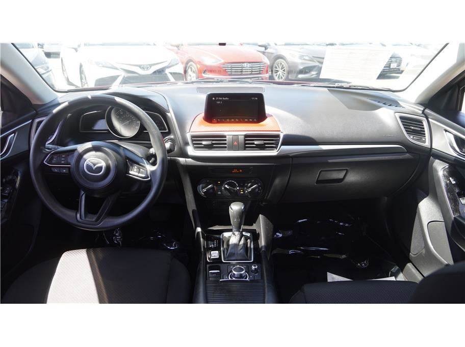 2018 Mazda Mazda3 4-Door Sport