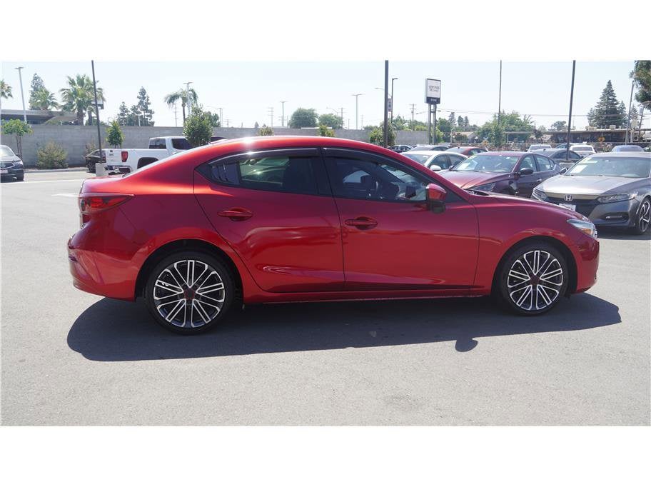 2018 Mazda Mazda3 4-Door Sport