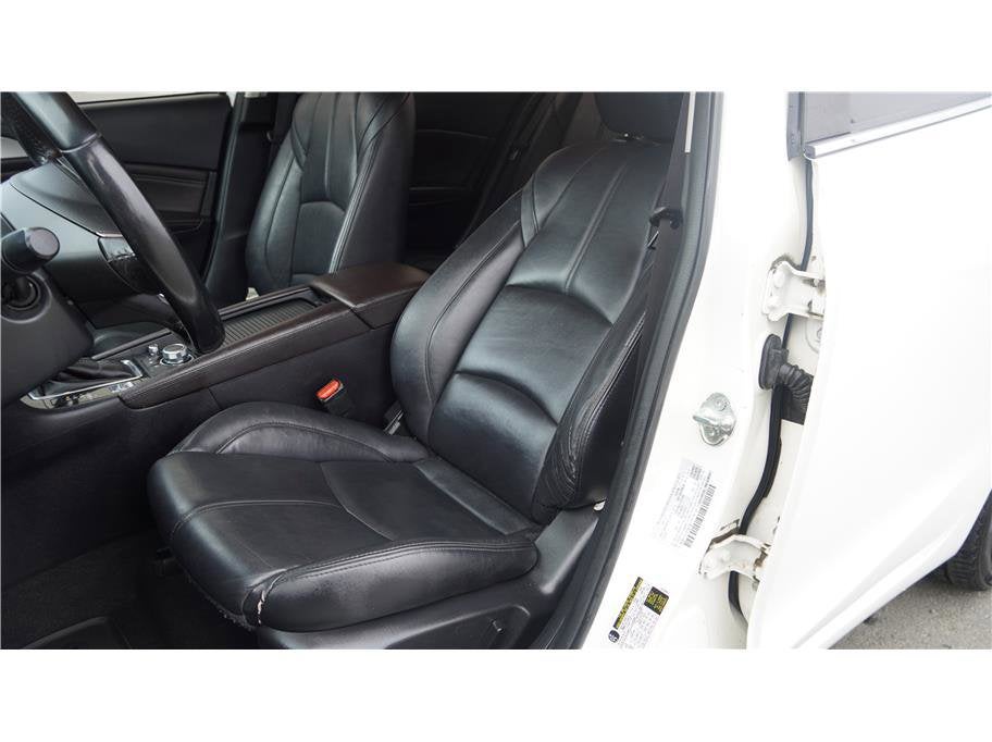 2018 Mazda Mazda3 4-Door Touring