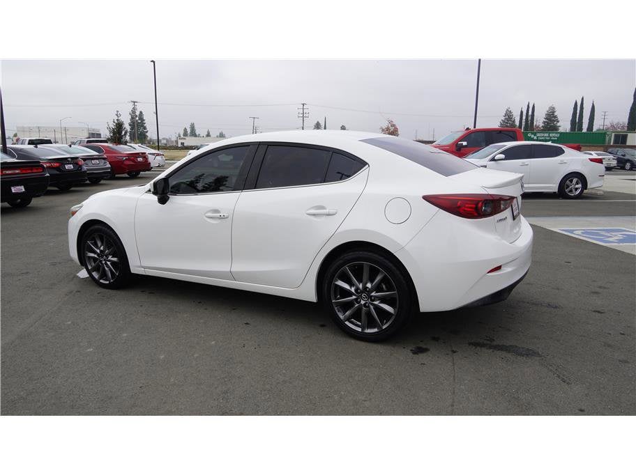 2018 Mazda Mazda3 4-Door Touring