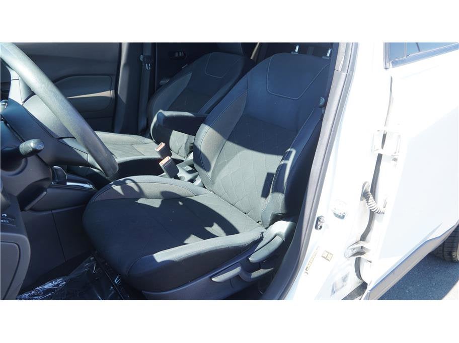 2018 Nissan Kicks S