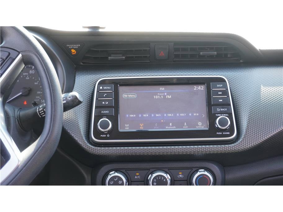 2018 Nissan Kicks S