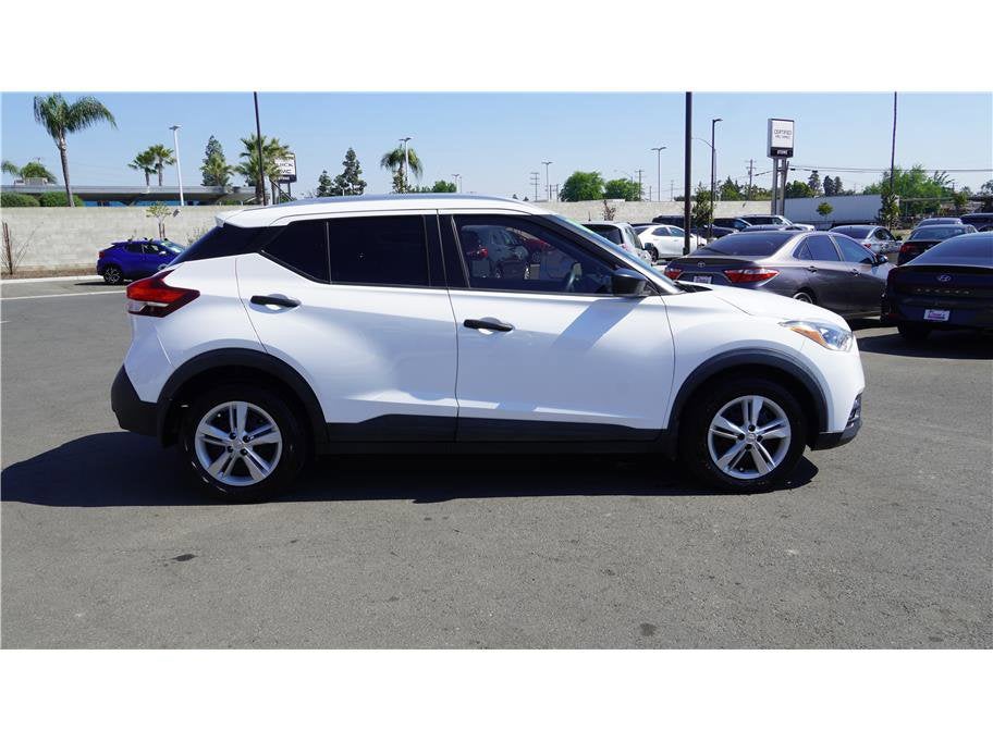 2018 Nissan Kicks S