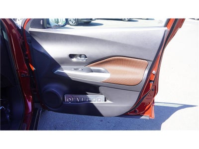 2020 Nissan Kicks SR