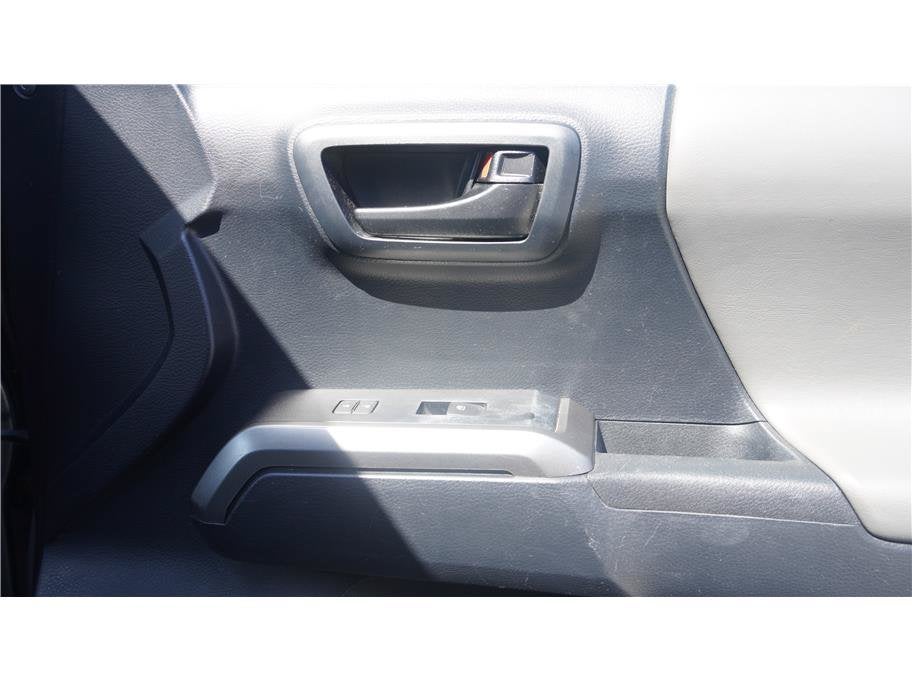 2019 Toyota Tacoma 2WD SR5