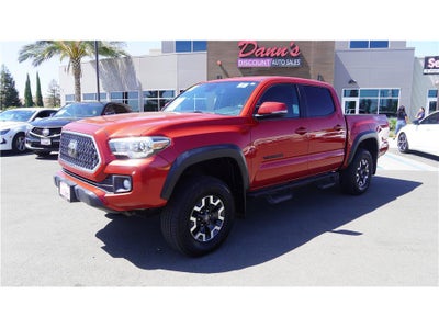 2018 Toyota Tacoma TRD Off-Road Pickup 4D 5 ft