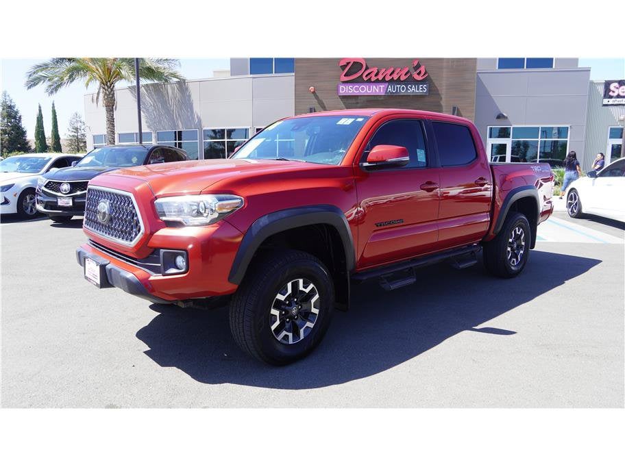 2018 Toyota Tacoma TRD Off-Road Pickup 4D 5 ft