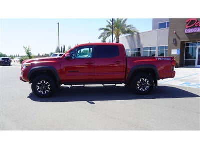 2018 Toyota Tacoma TRD Off-Road Pickup 4D 5 ft