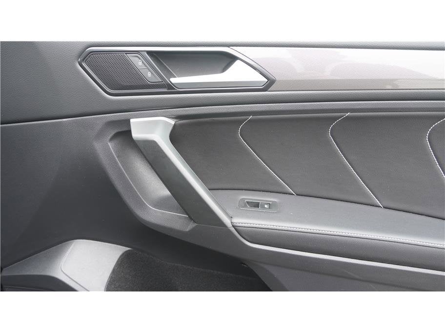 2024 Volkswagen Tiguan SE Sport Utility 4D