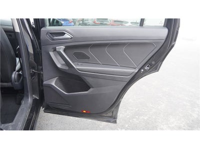 2024 Volkswagen Tiguan SE Sport Utility 4D