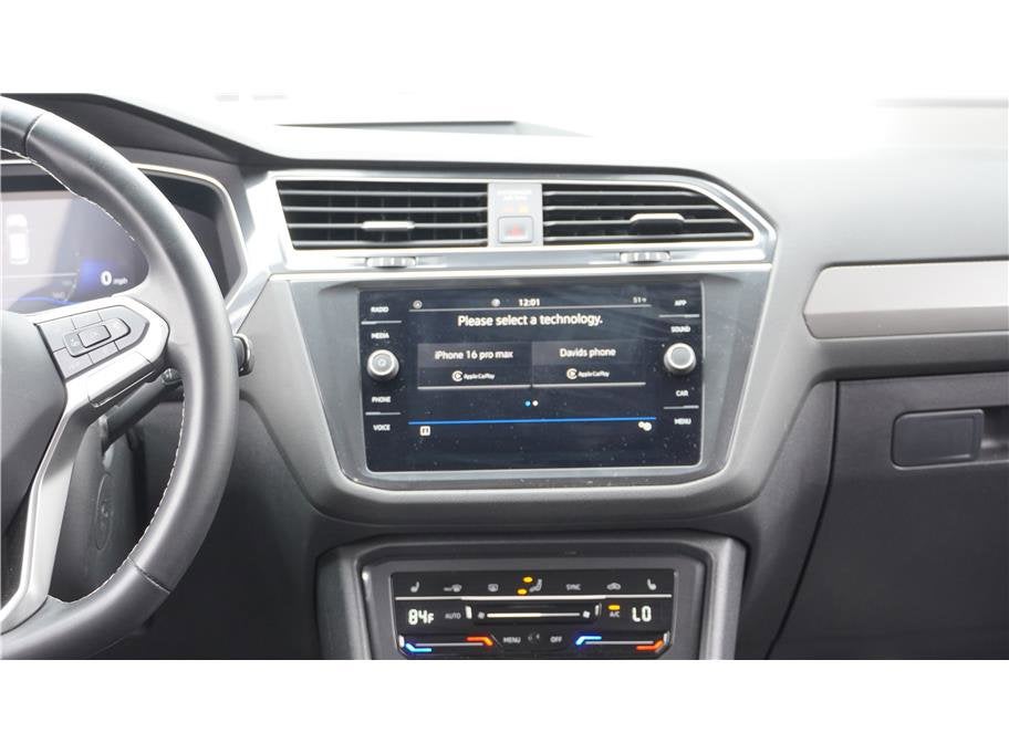 2024 Volkswagen Tiguan SE Sport Utility 4D