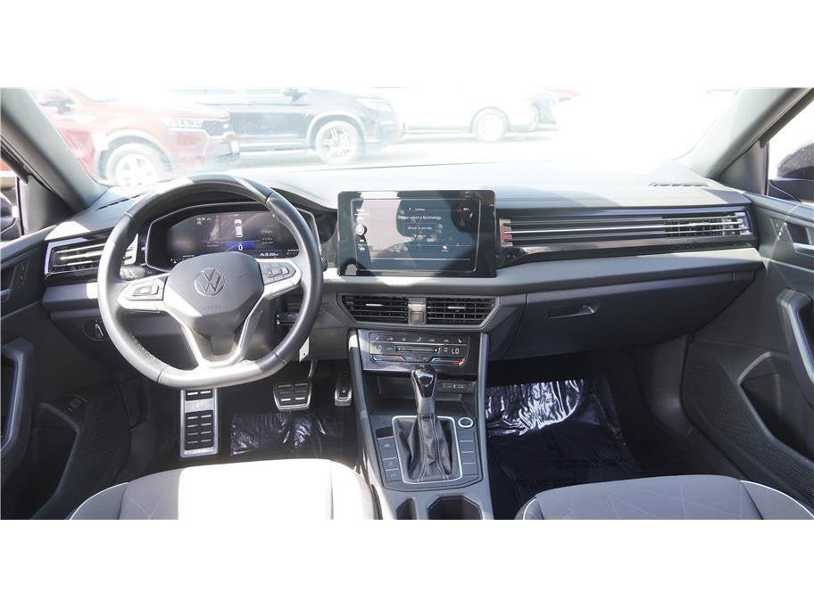 2025 Volkswagen Jetta Sport
