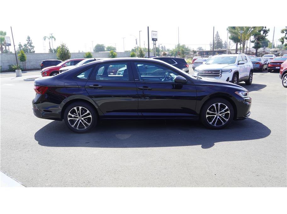 2025 Volkswagen Jetta Sport