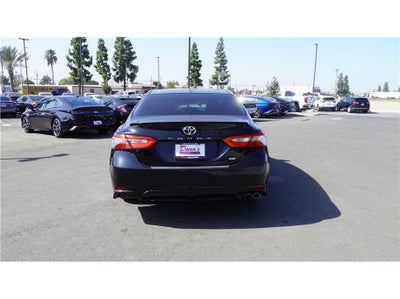 2018 Toyota Camry SE Sedan 4D