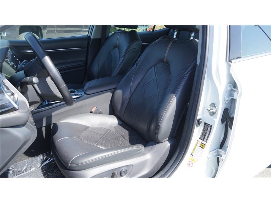2018 Toyota Camry XLE Sedan 4D