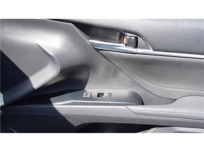 2018 Toyota Camry XLE Sedan 4D