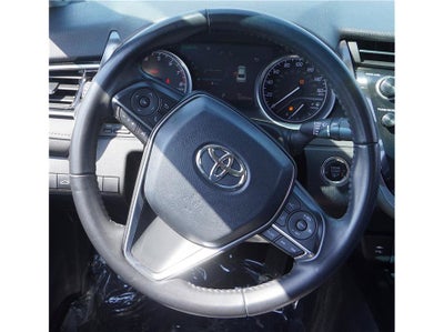 2018 Toyota Camry XLE Sedan 4D