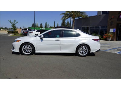 2018 Toyota Camry XLE Sedan 4D