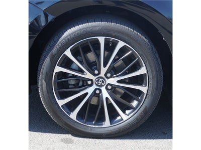 2018 Toyota Camry SE Sedan 4D