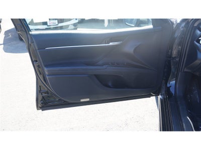 2018 Toyota Camry SE Sedan 4D