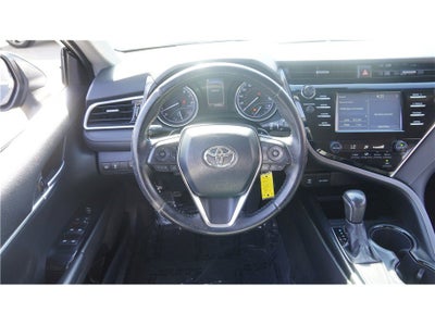 2018 Toyota Camry SE Sedan 4D