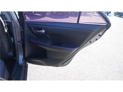 2015 Toyota Camry SE Sedan 4D