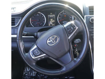2015 Toyota Camry SE Sedan 4D