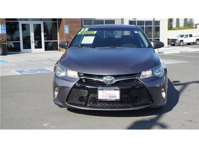 2015 Toyota Camry SE Sedan 4D