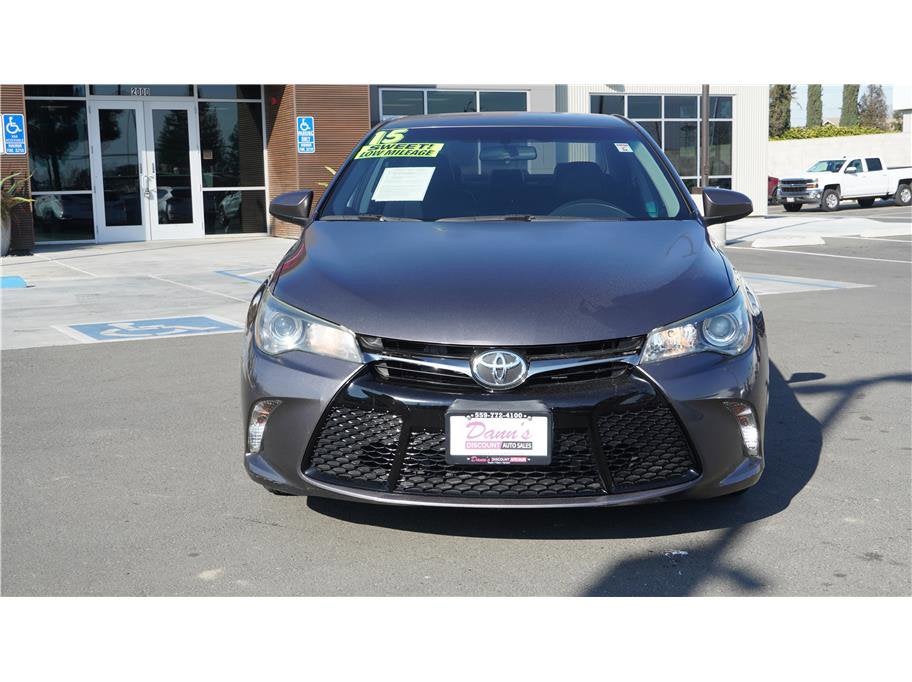 2015 Toyota Camry SE Sedan 4D